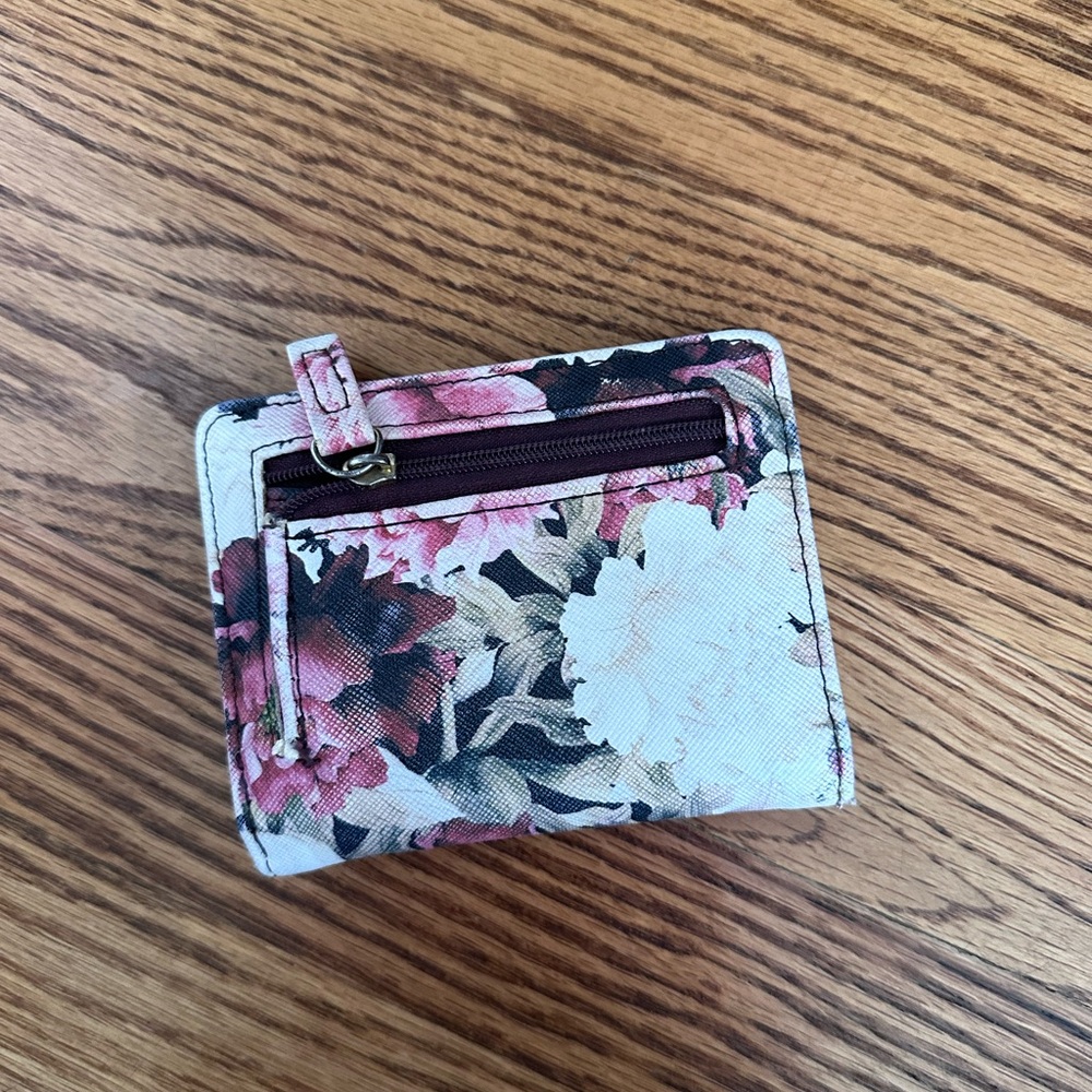 Jessica McClintok flower print wallet